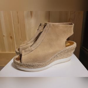 Kanna tan suede wedge Size 9-9.5/40